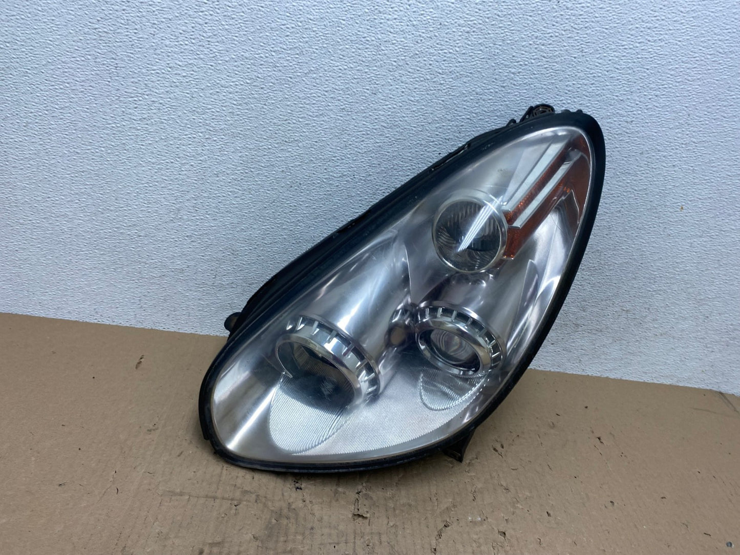 2006 - 2007 Subaru Tribeca B9 Left Driver LH Side Halogen Headlight AE88150