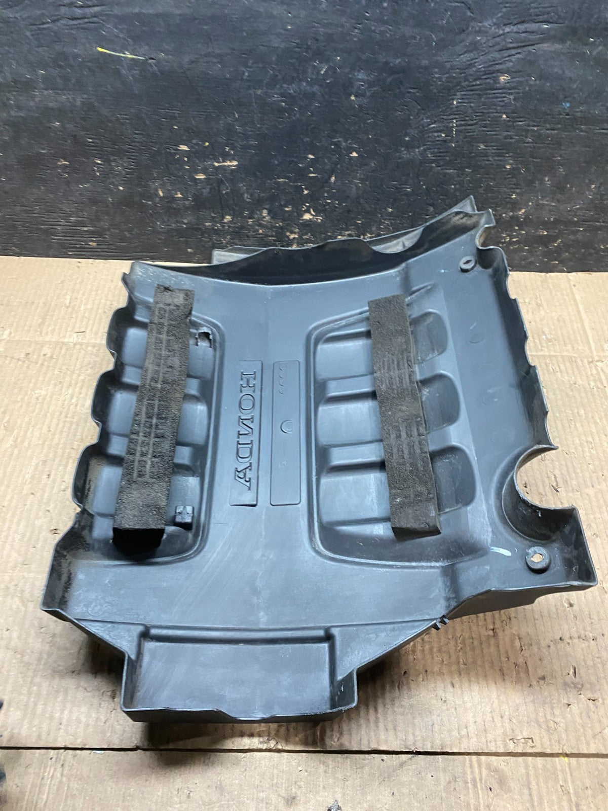 2005 to 2007 Honda Odyssey Black Engine Cover T9552 DG6
