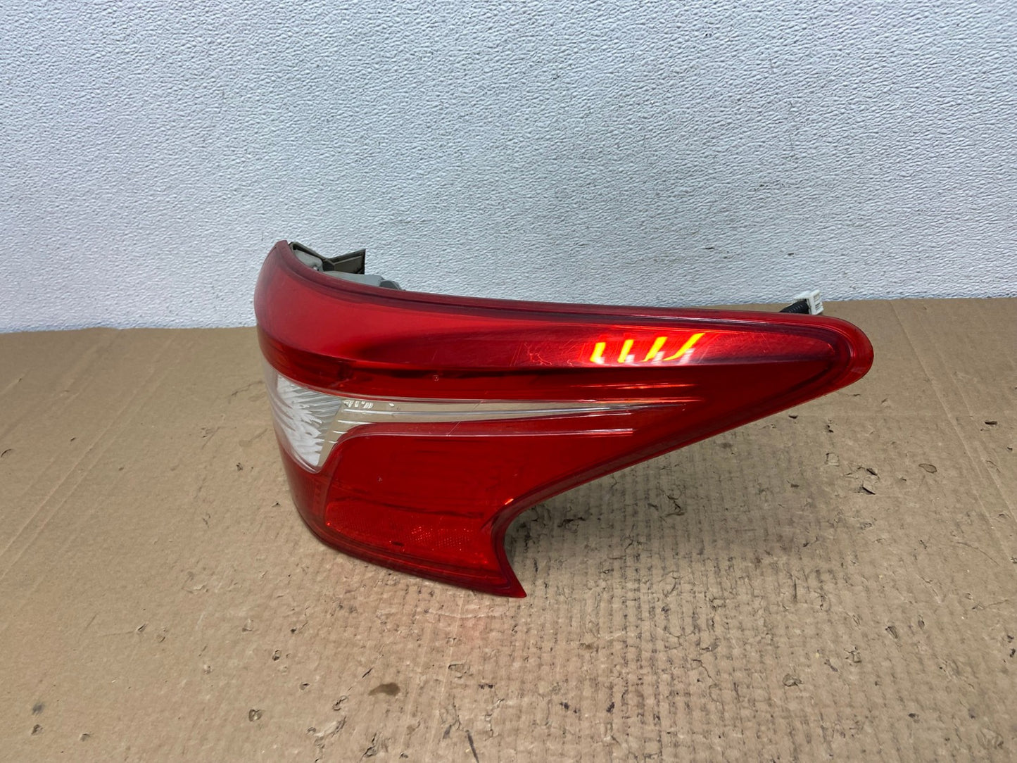 2016 2017 2018 Nissan Sentra Right Passenger RH Side Tail Light Oem AC4040 LK1