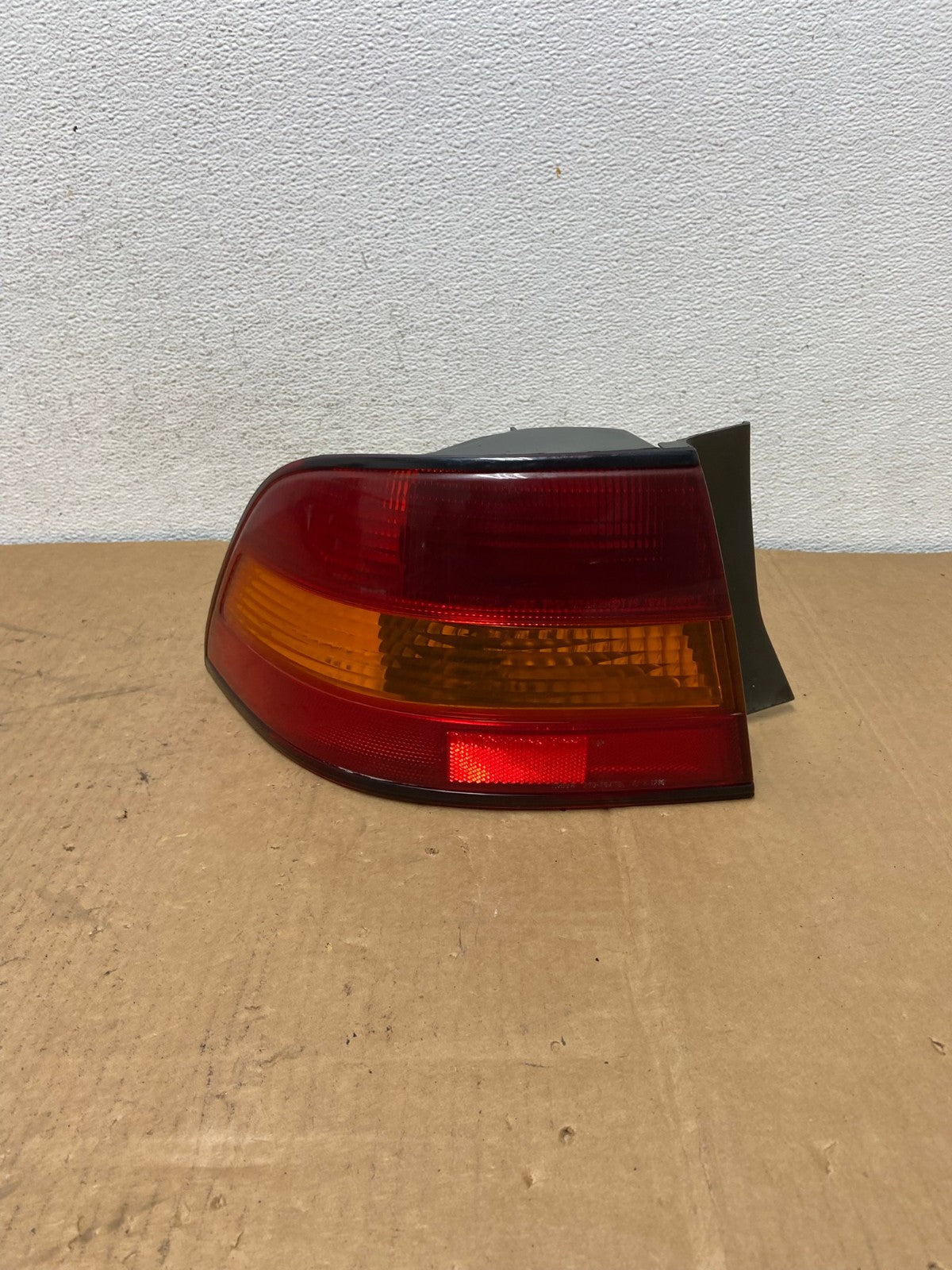 1997 1998 1999 Lexus ES300 Left Driver LH Side Tail Light AC8574 LK0
