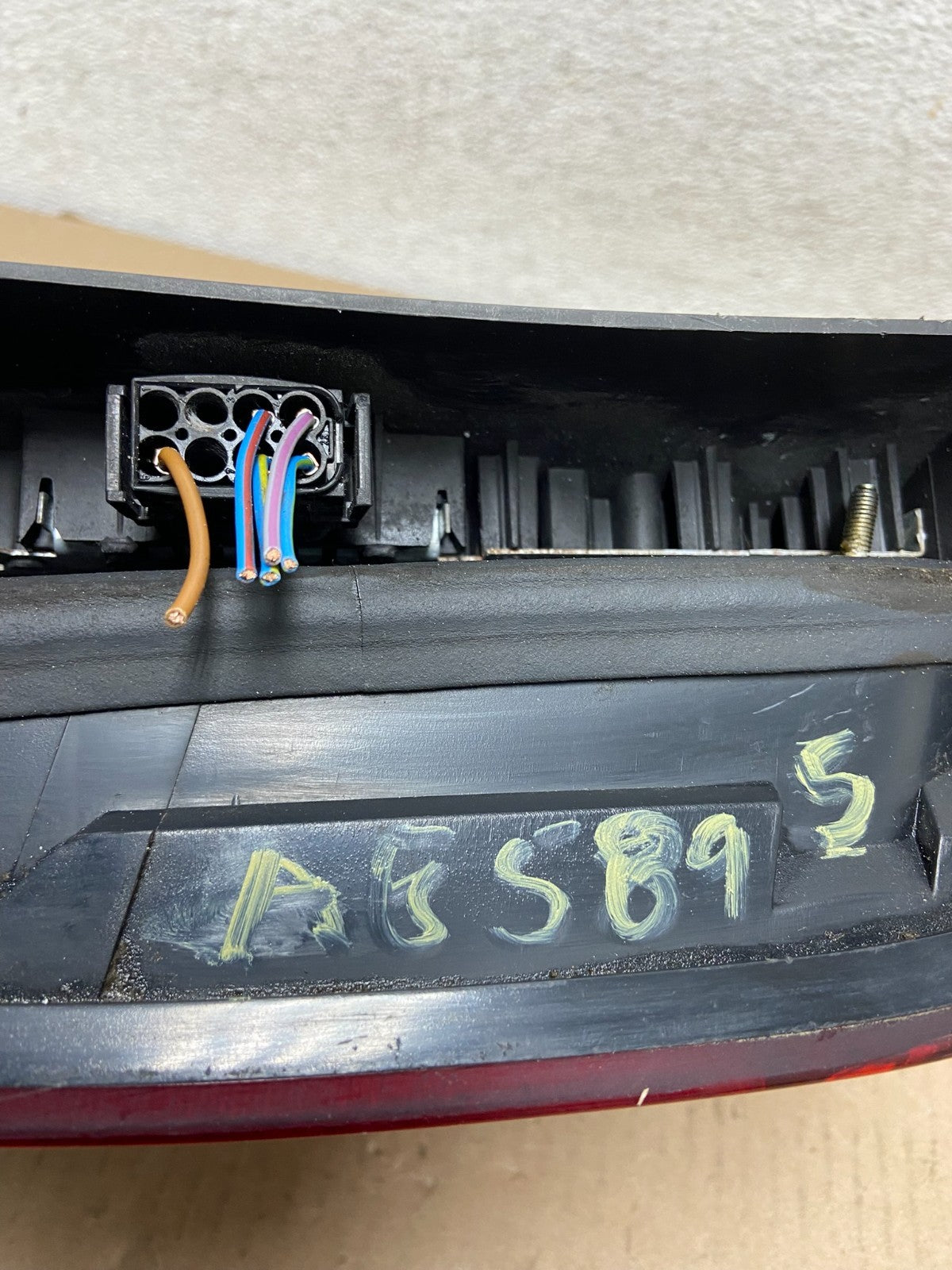 1995-1999 BMW E36 318ti Compact Hatchback Left Driver LH Tail Light OE AG5895 DG6