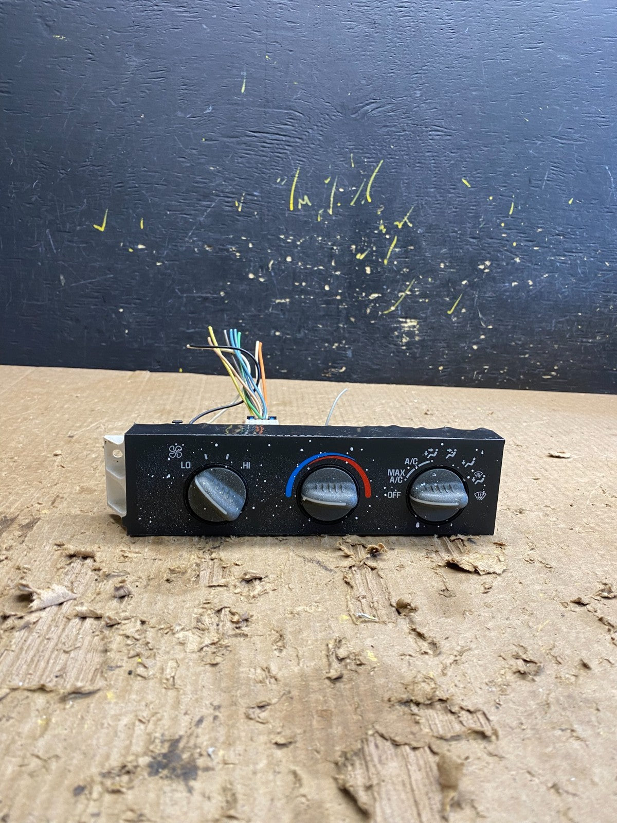 2001 - 2007 GMC Chevrolet Express 1500 Climate Control A/C Z9678 DG0