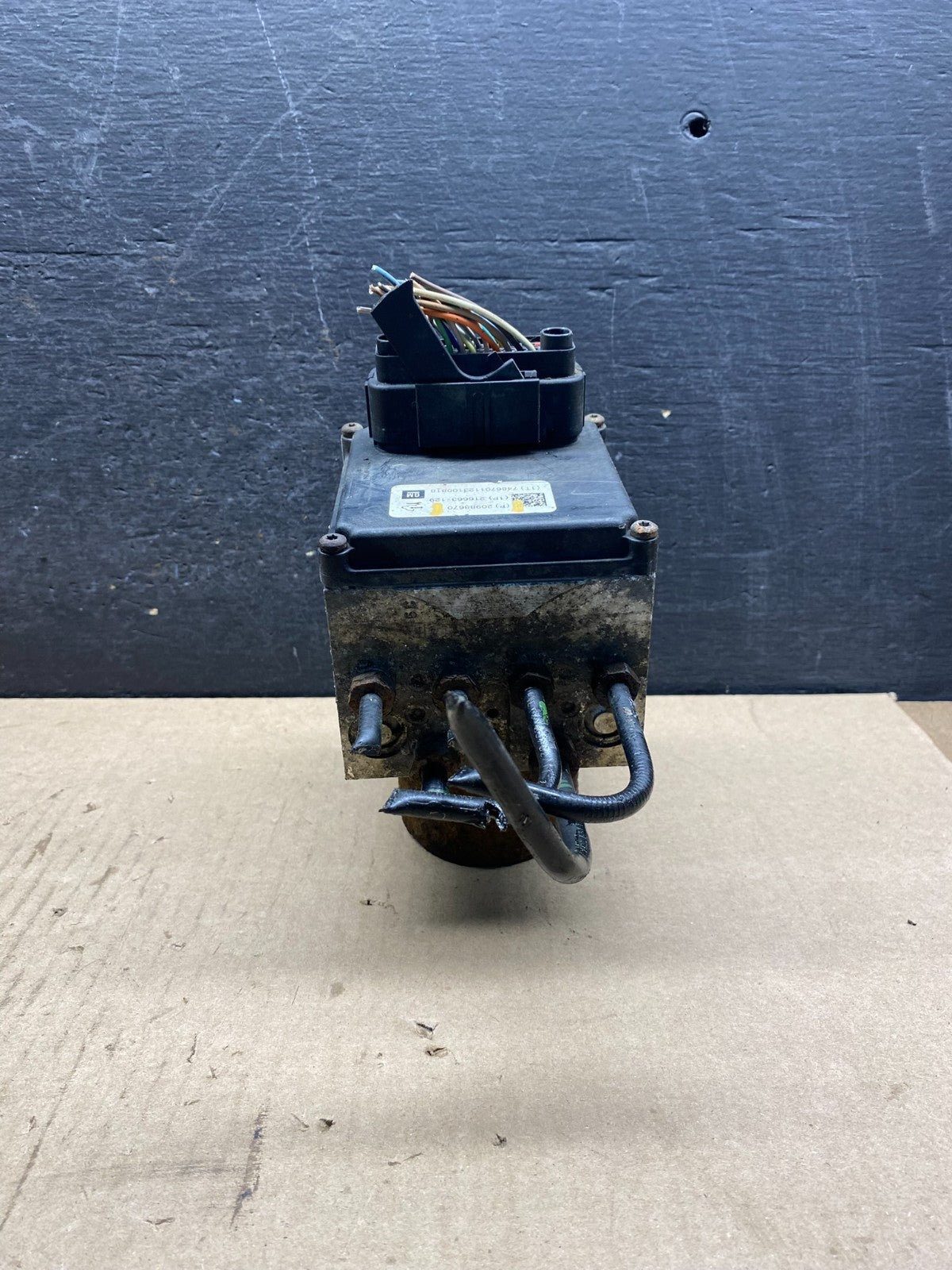 2011-2013 Chevrolet Express GMC Savana ABS Anti Lock Brake Pump ag9687 DG1