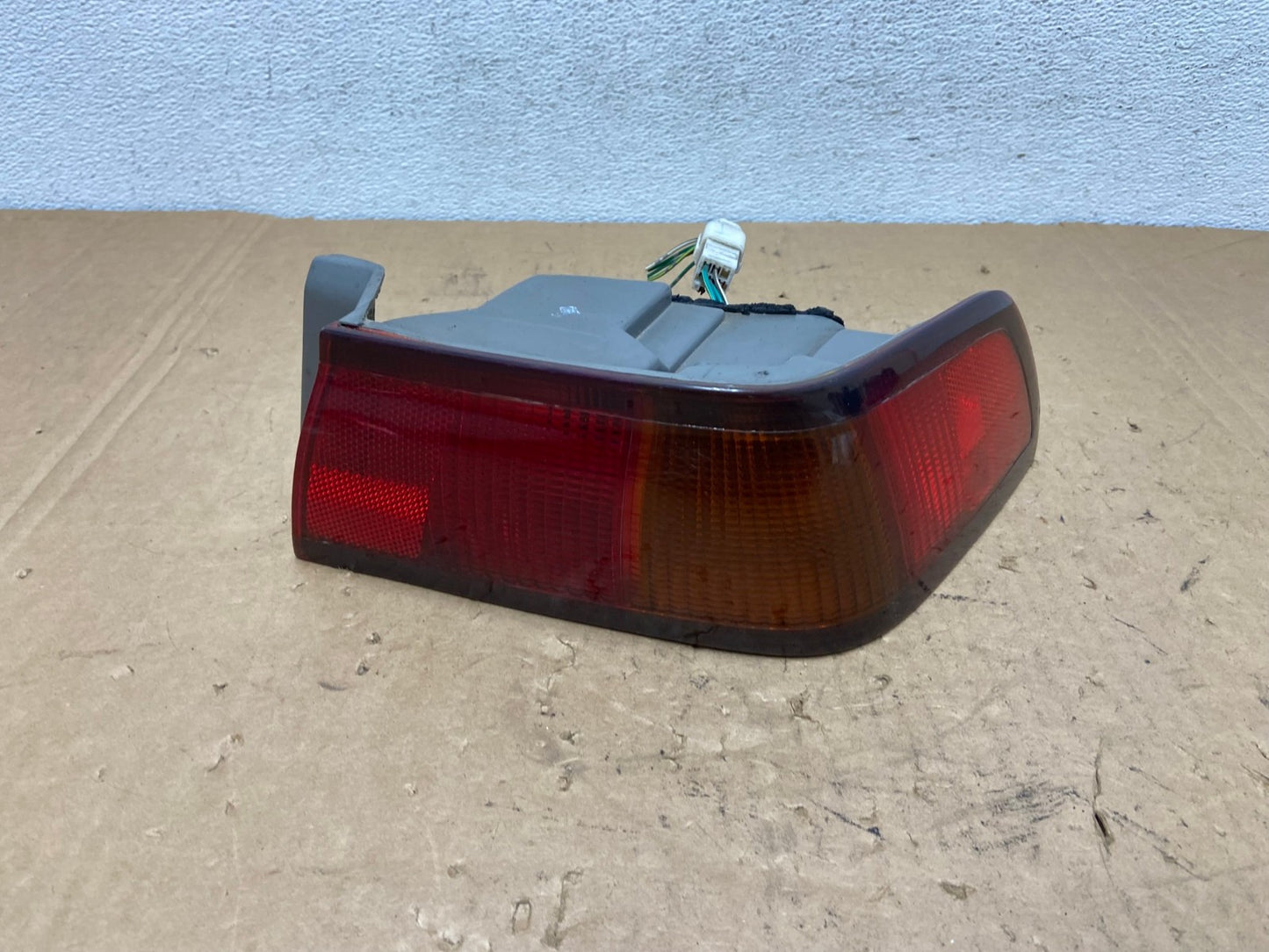 1997 1998 1999 Toyota Camry Tail Light Right Passenger Rh Side AD3091 LK0