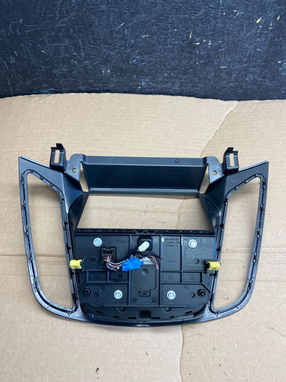 2013 2014 2015 2016 Ford Escape Dash Radio Control Panel Bezel af1798 DG3