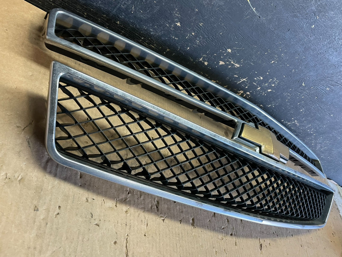 2007 to 2014 Chevrolet Avalanche Front Upper Lower Set Grill Grille Y9707 DG5