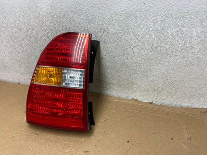2005 to 2008 Kia Sportage Left Driver Side LH Side Tail Light AH8322 LK2