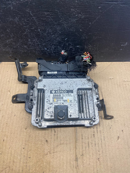 2013 to 2014 Hyundai Veloster Engine Computer Ecu Pcm Ecm Pcu AD1821 DG0