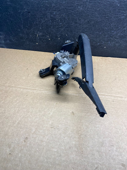2016 - 2018 Kia Sorento Rear Glass Windshield Wiper Motor AF6884 DG2