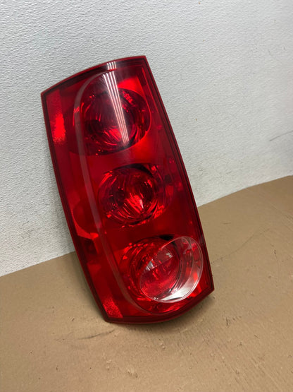 2007 to 2011 GMC Yukon Left Driver LH Side Tail Light AD6445 LK2