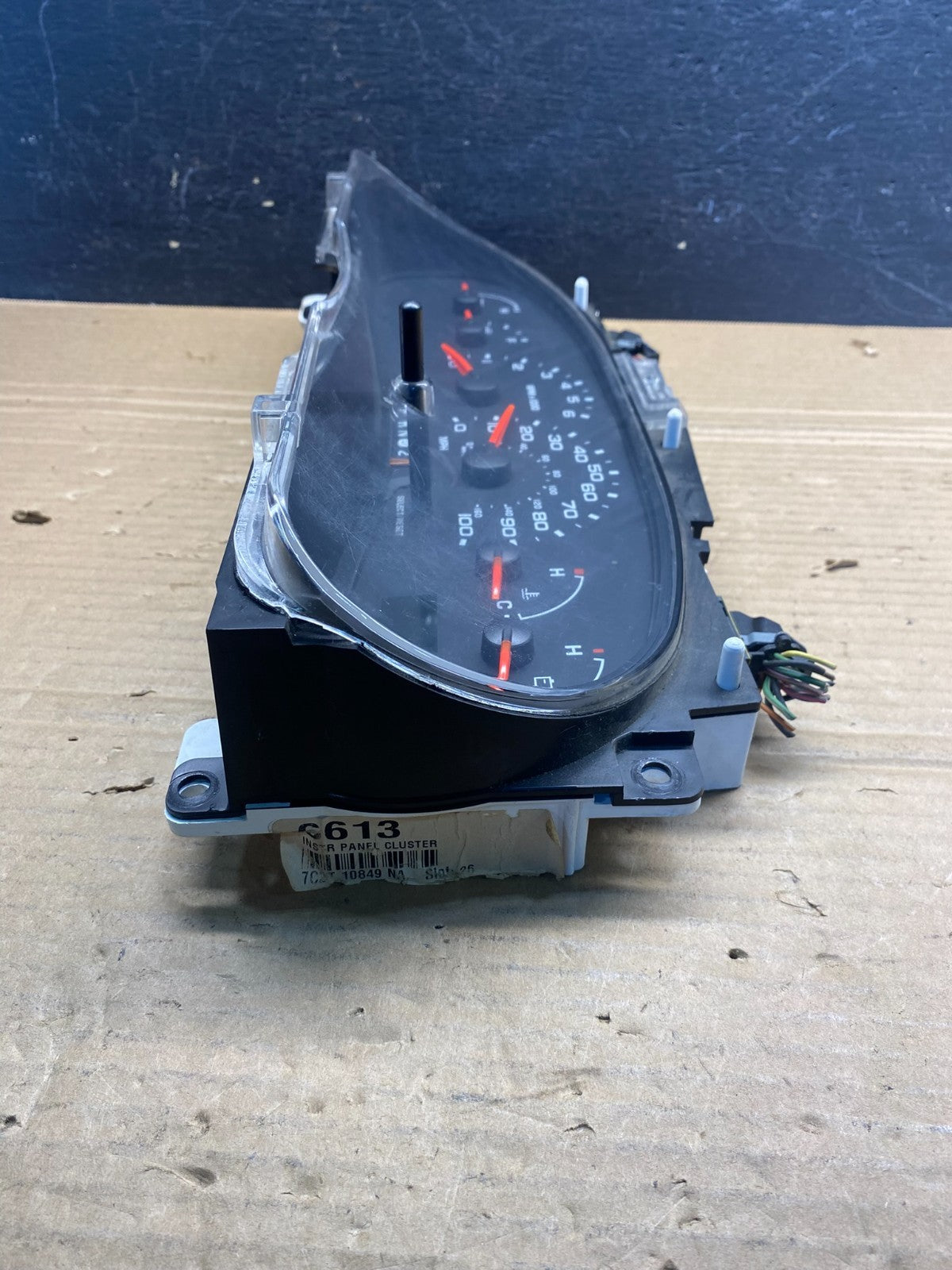 2006 Ford E350 Gauge Speedometer Cluster AE4776 DG2