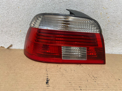 2001- 2003 BMW 5 Series E39 530i Left Driver LH Tail Light AH4016 DW0