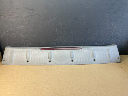 2002 to 2006 Chevrolet Avalanche 1500 Cente Spoilerr 3rd Brake Light AD01160