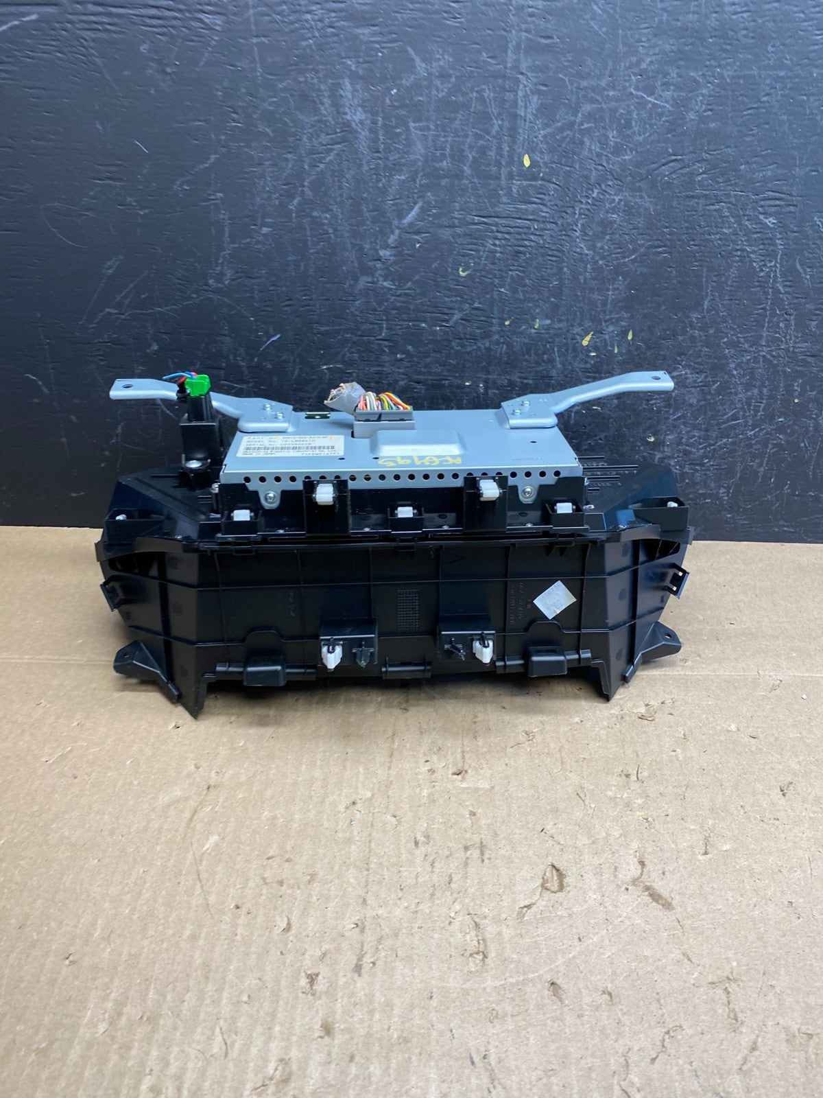 2009 to 2011 Honda Pilot Information Display Screen AC6495 DG4