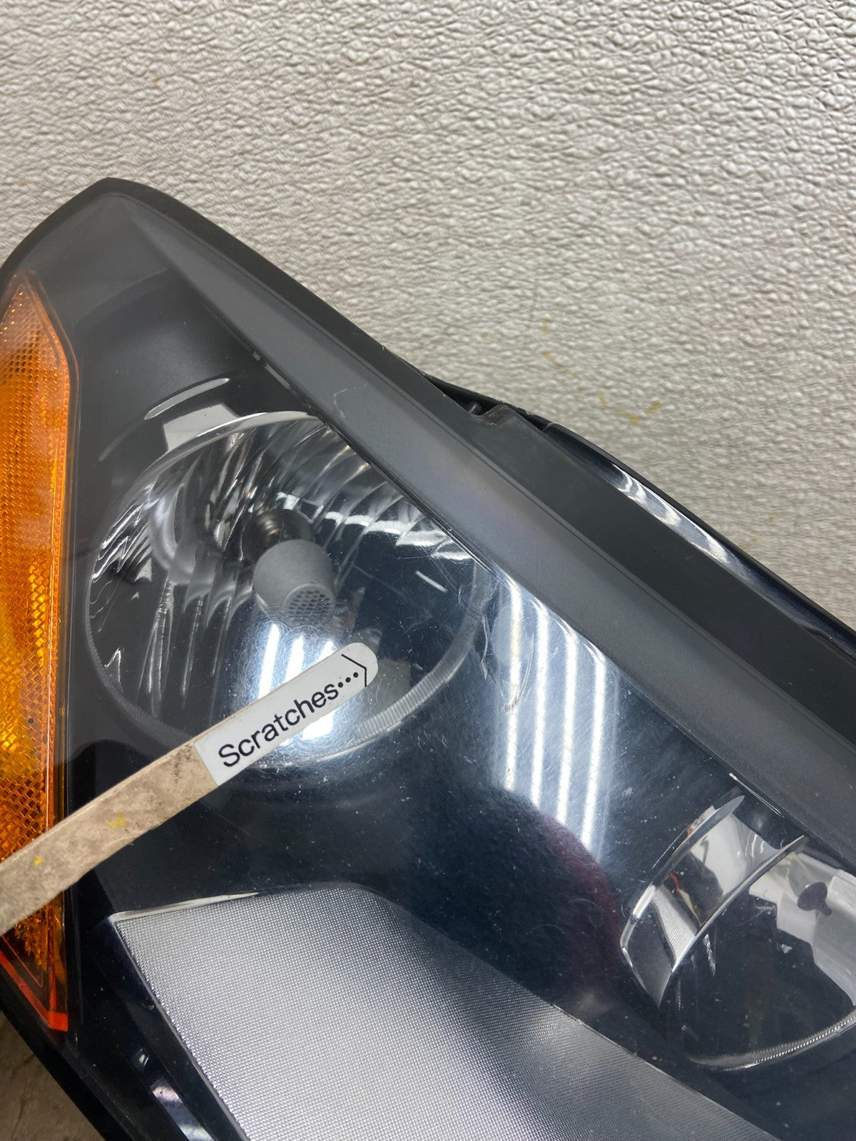 2012-2015 Volkswagen Passat Right Passenger RH  Halogen Headlight OEM Y8320 DW3