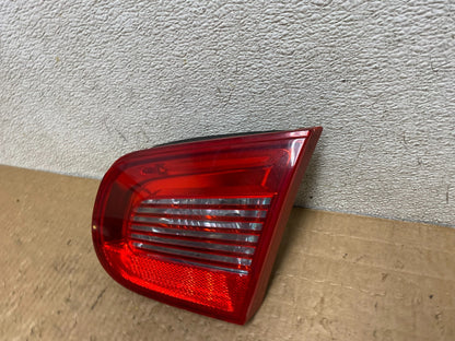 2007 - 2011 Volkswagen Eos Right Passenger Rh Tail Light inner G0738 KC1