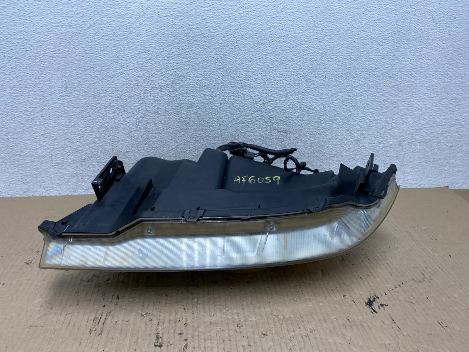 2004 2005 2006 Acura MDX Right Passenger RH Headlight Halogen AF6059 DW7