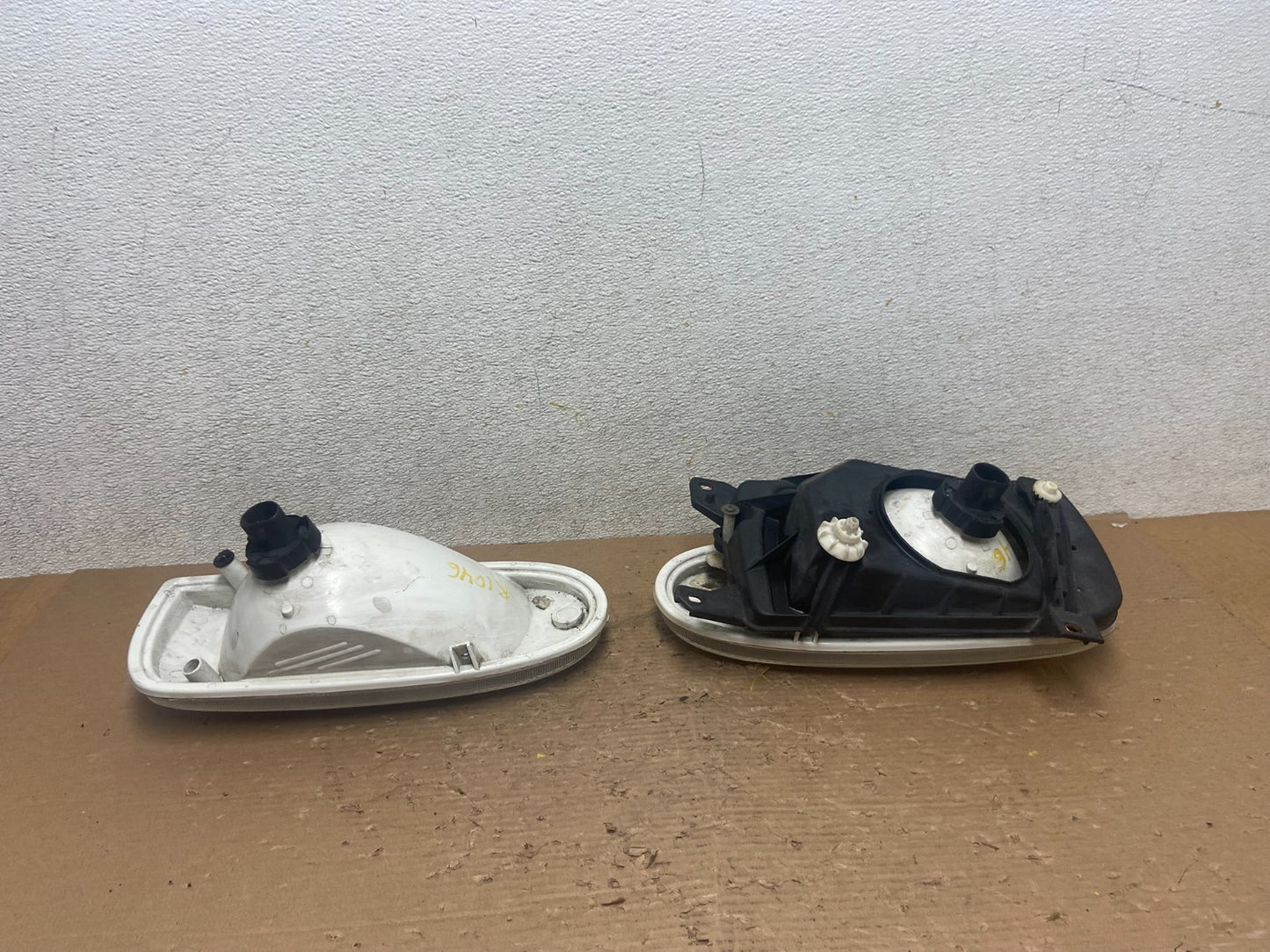 1993-1998 Volkswagen Golf MK3 Left Driver LH Headlight Halogen Oem R1046 DG14