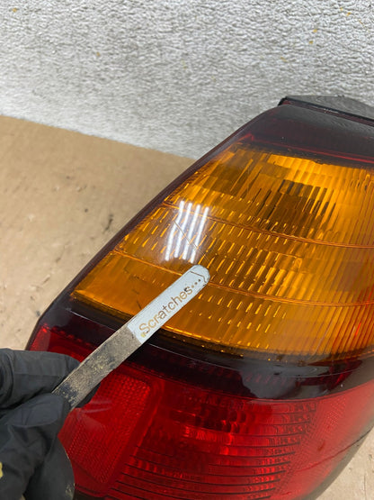 2001 to 2004 Subaru Legacy Outback Right Passenger Rh Tail Light AI5495 LK3