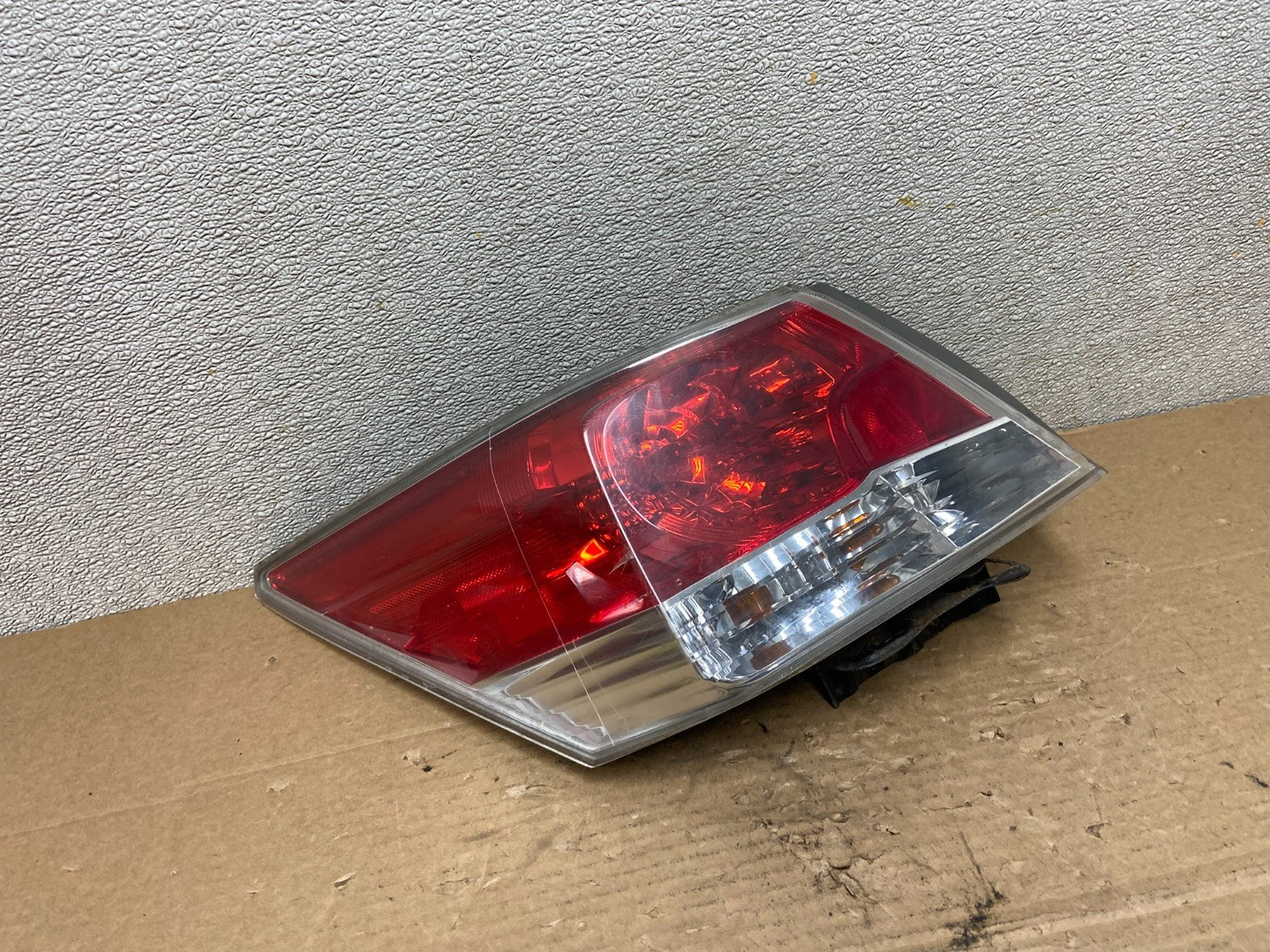 2008 to 2012 Honda Accord Sedan Tail light Left Driver LH Side AB4675 LK0
