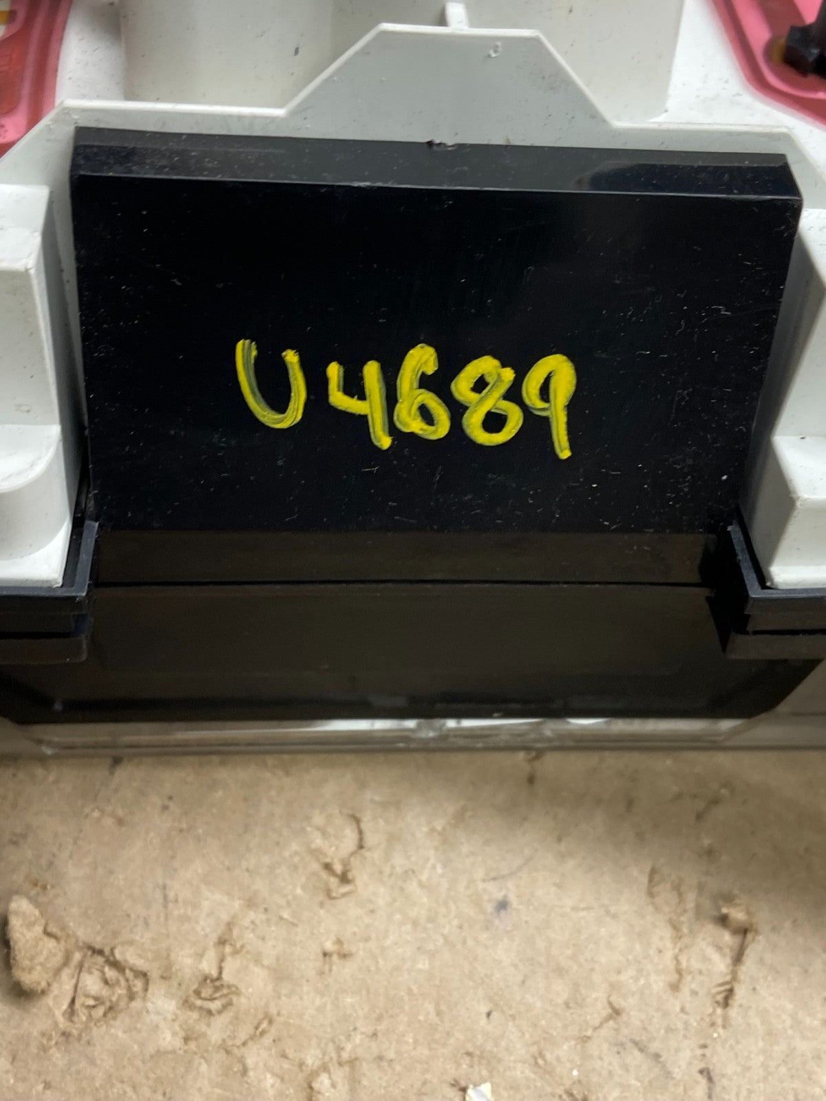 1990 1992 Ford Explorer Speedometer Cluster Gauge U4689 DG8