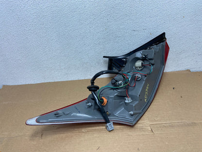 2009 2010 2011 Nissan Maxima Right Passenger RH Side Tail light AD3794 LK6