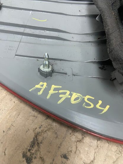 2006 - 2010 Toyota Sienna Right Passenger Side Tail Light AF7054 LK6