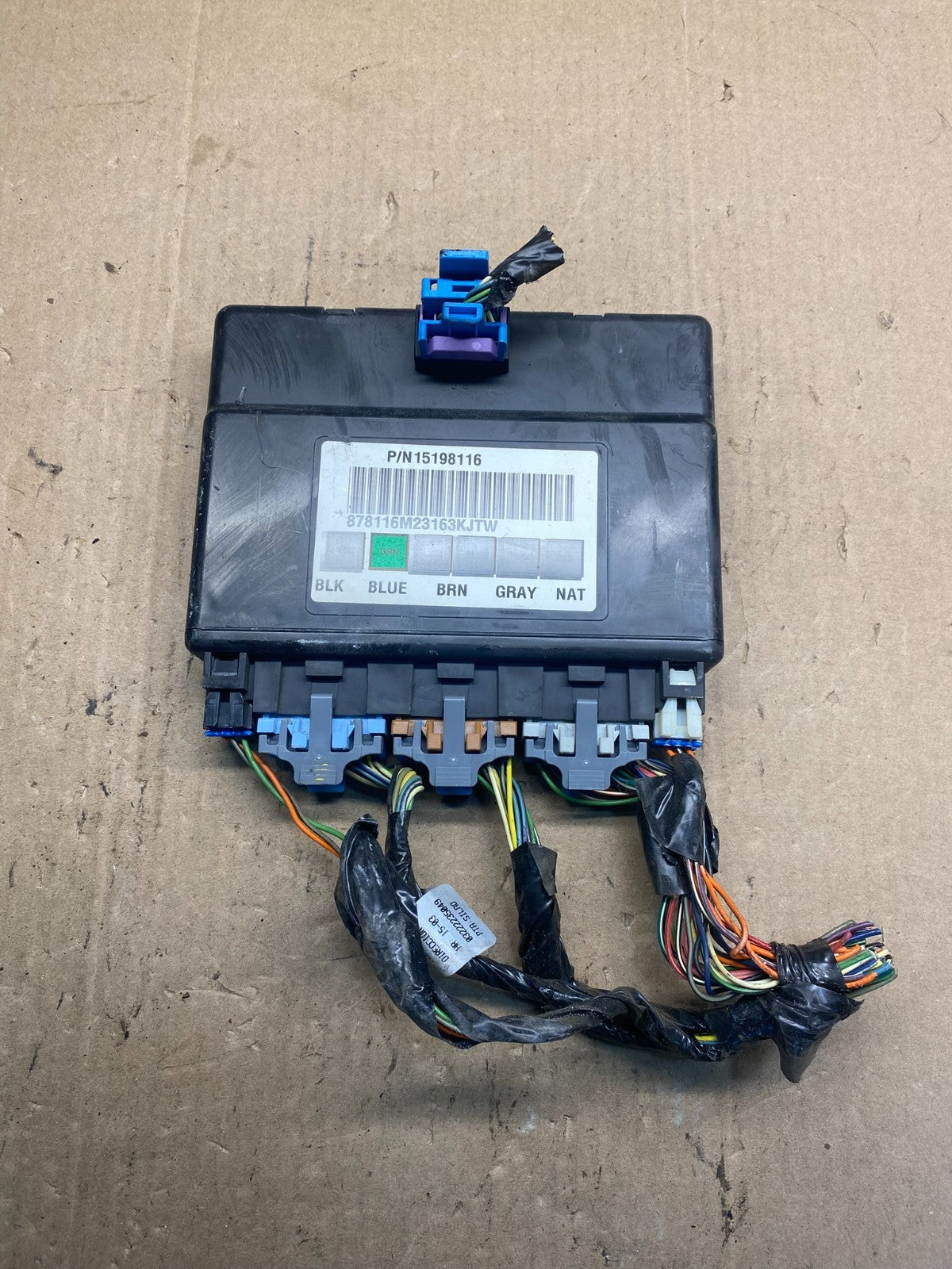 2003-2006 Silverado Suburban Tahoe Body Control BCM Module AE7800 DW0