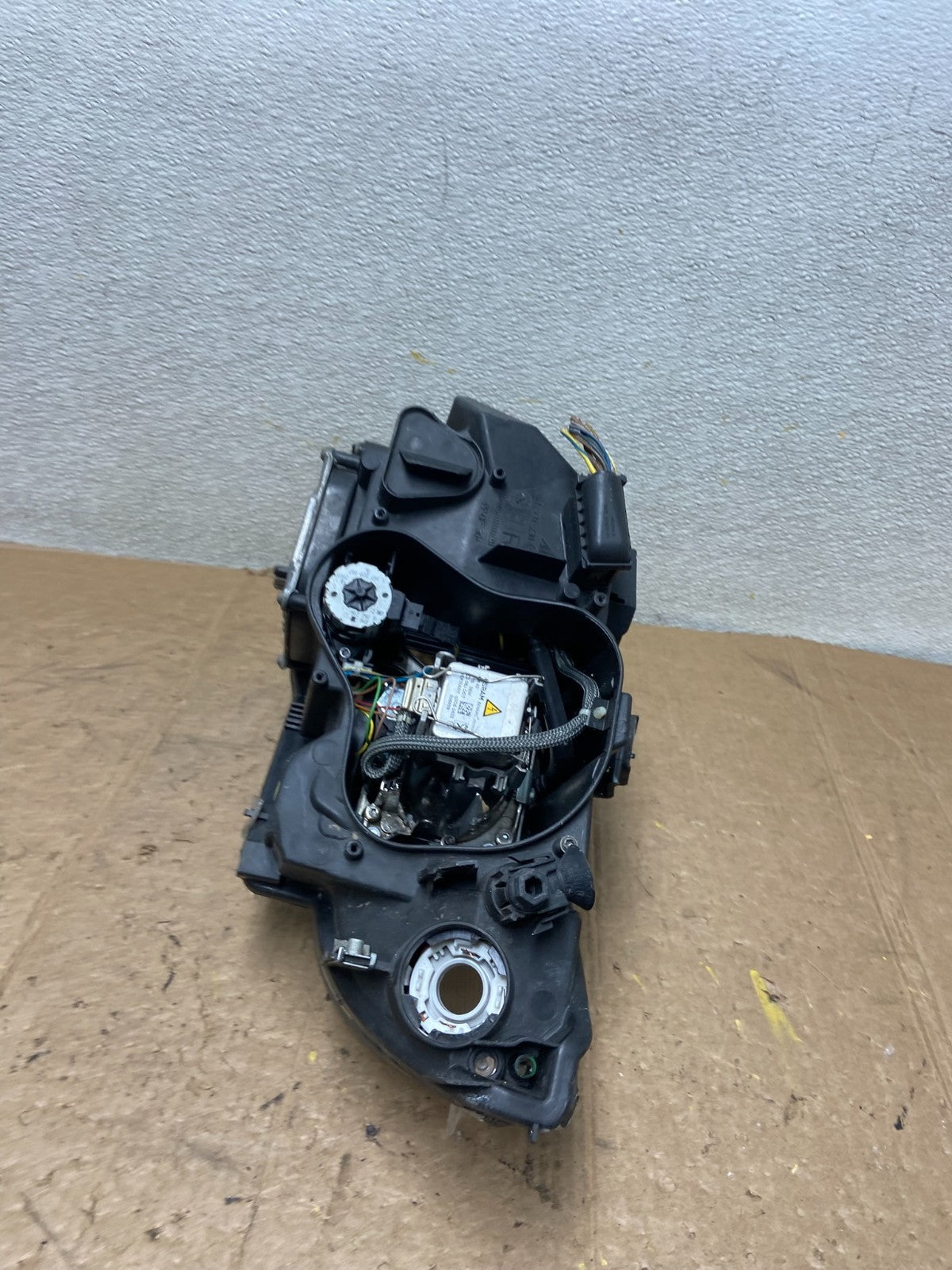 2007-2010 BMW 3-Series Coupe 335i Right Passenger Headlight Xenon HID AA3854 DW8