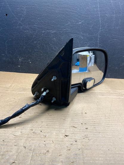 2003-2006 Chevrolet Tahoe Suburban Right Passenger Turn Door Mirror ae2573 DG10