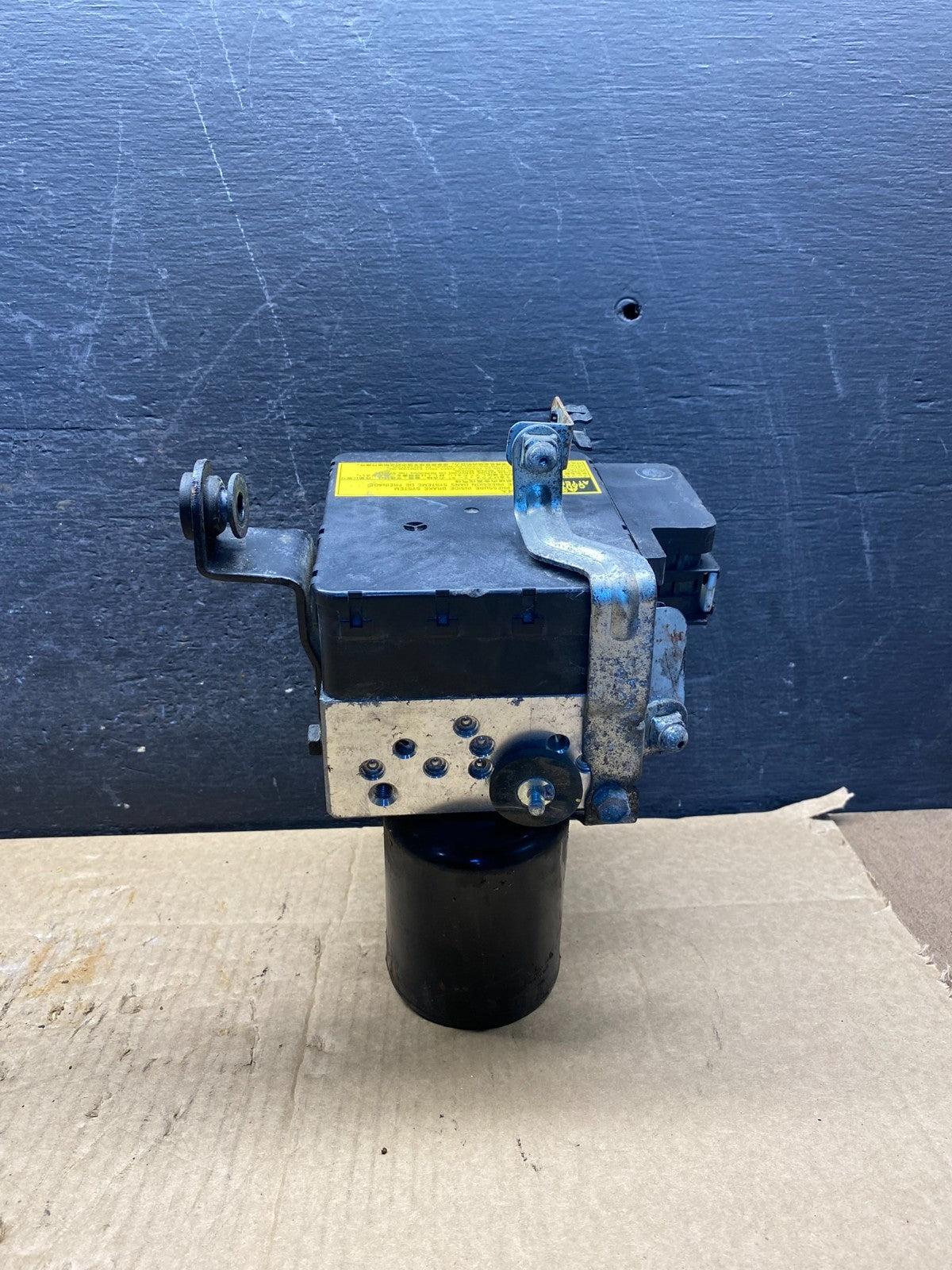 2004 - 2009 Toyota Prius ABS Brake Pump Anti Lock Module ah2002 DG3