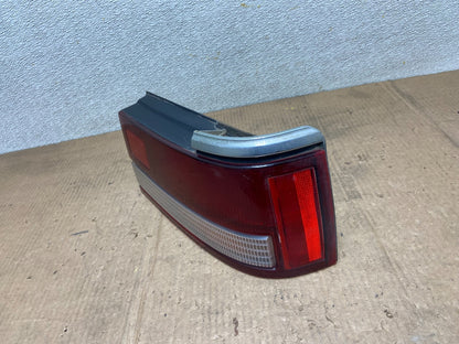 1988 to 1989 Mazda 626 Sedan Right Passenger RH Side Tail Light AA6722 DW1