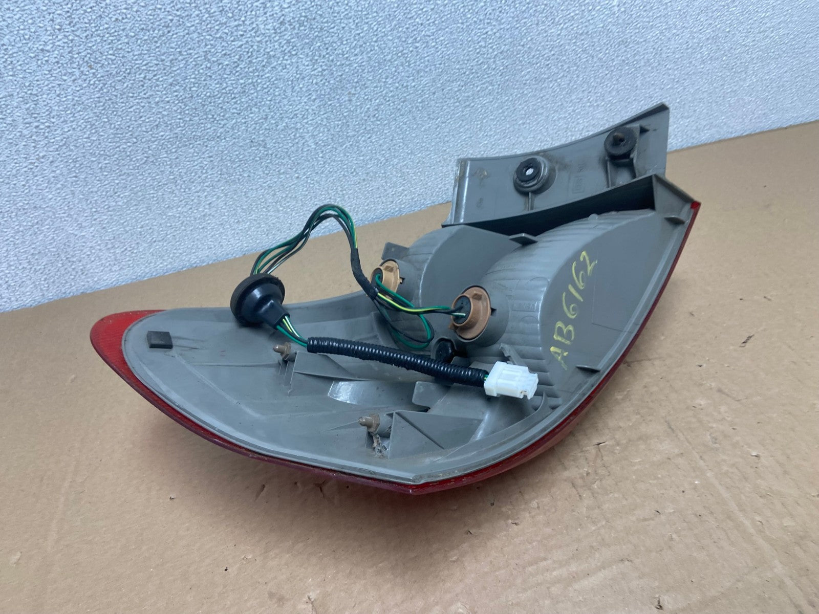 2008 to 2015 Nissan Rogue Right Passenger Rh Side Tail Light Oem AB6162 LK5