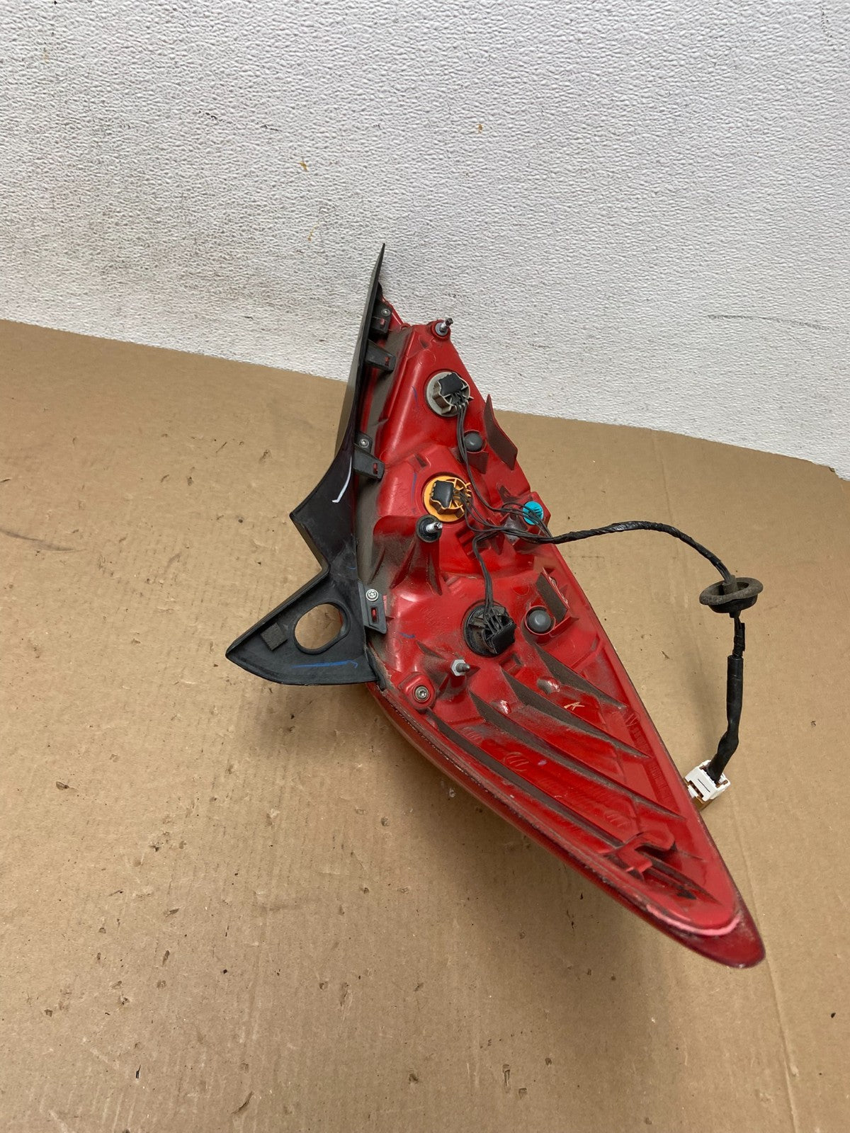 2007 - 2012 Nissan Versa Hatchback Right Passenger Side Tail Light AD6507 DW6