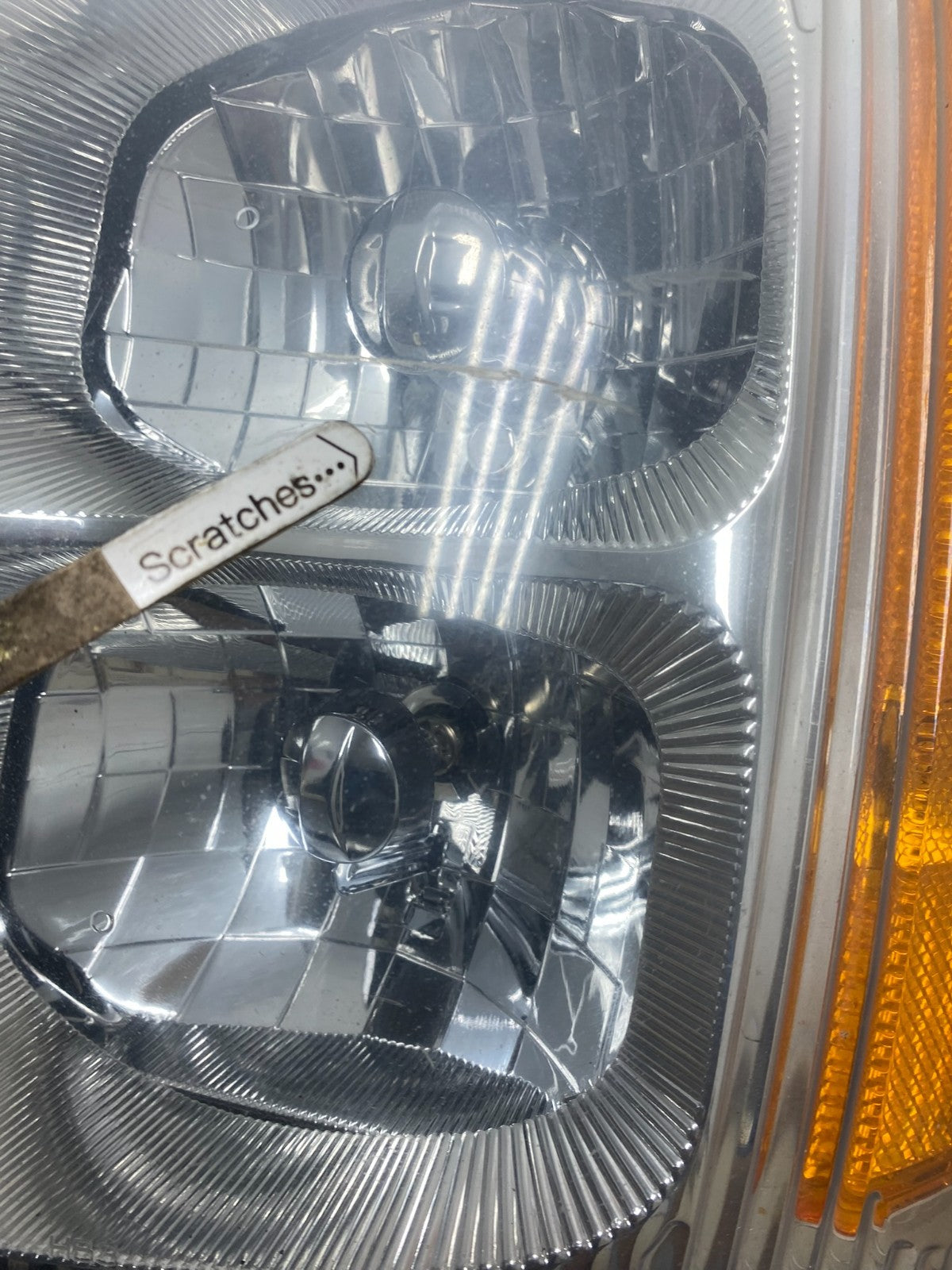 2002 to 2006 Cadillac Escalade Left Driver Lh Xenon HID Headlight AE6766 DW3