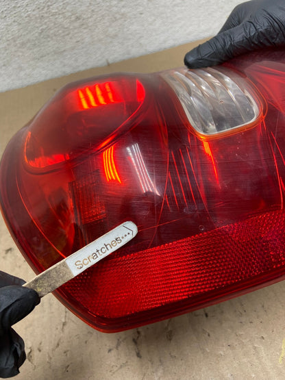 2004 2005 Toyota RAV4 Left Driver LH Side Tail Light AG8032 LK3