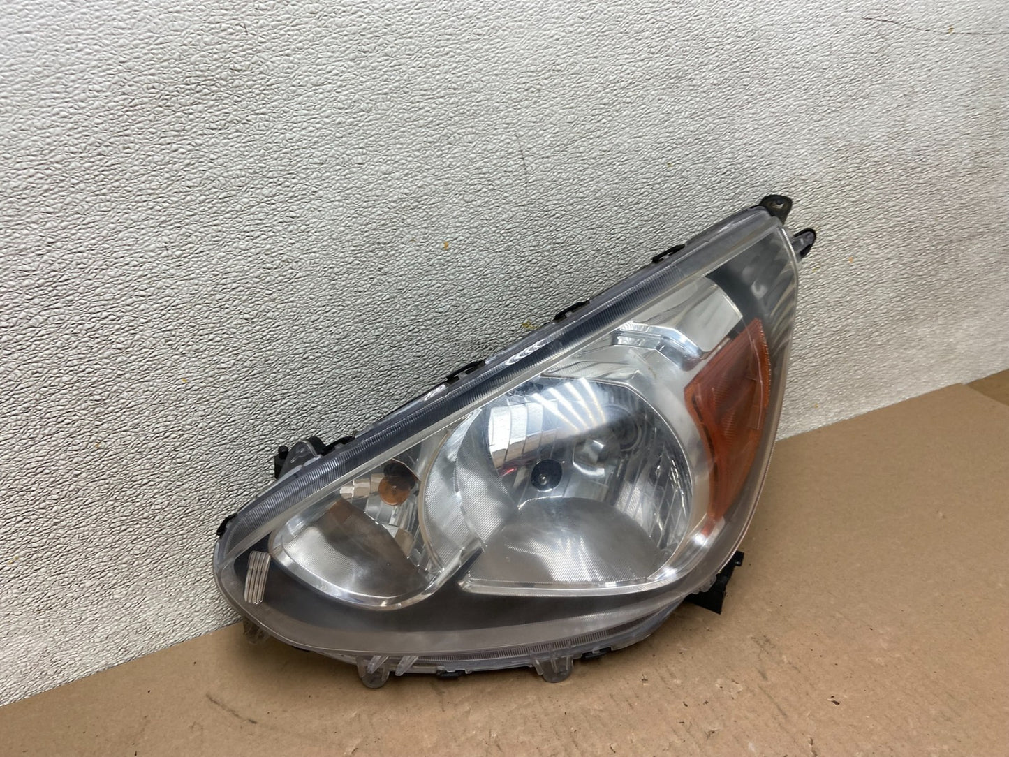 2014 - 2020 Mitsubishi Mirage Left Driver LH Halogen Headlight AB5925 DG2