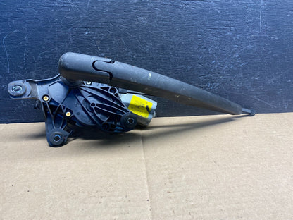 2011 to 2019 Ford Explorer Rear Windshield Wiper Motor AE8241 DG0