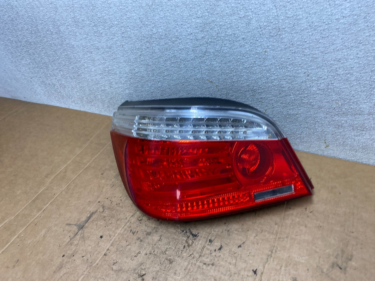 2008 2009 2010 BMW 5 525i 530i Left Driver Lh Tail Side Light T3658 DW1