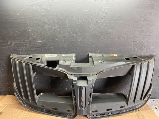 2010 to 2012 Lincoln MKT Grill Grille Support Panel O1143 OEM DG0