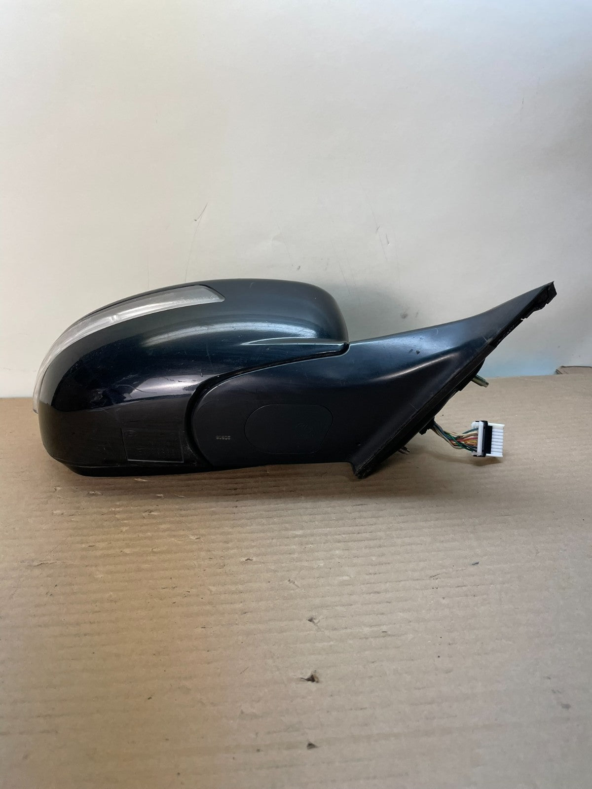 2009 to 2014 Hyundai Genesis Sedan Right Passenger RH Door Mirror ah8698 DG6