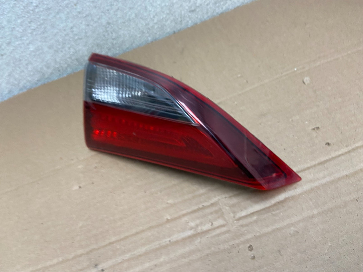 2014 2015 2016 Hyundai Elantra Sedan Right Passenger Inner Tail Light AB1266 DG1