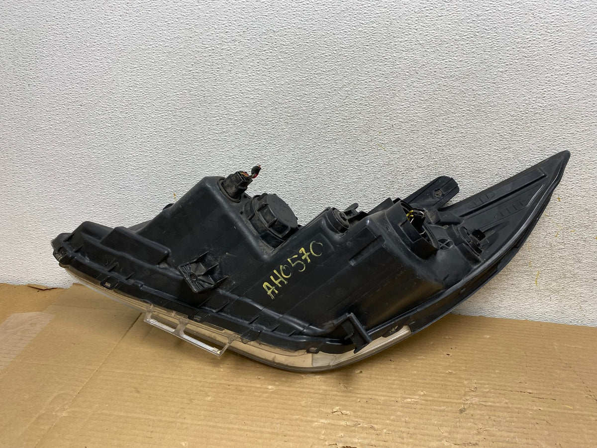 2011 - 2014 Hyundai Sonata Right Passenger Rh Side Headlight Halogen AH0570 DW8