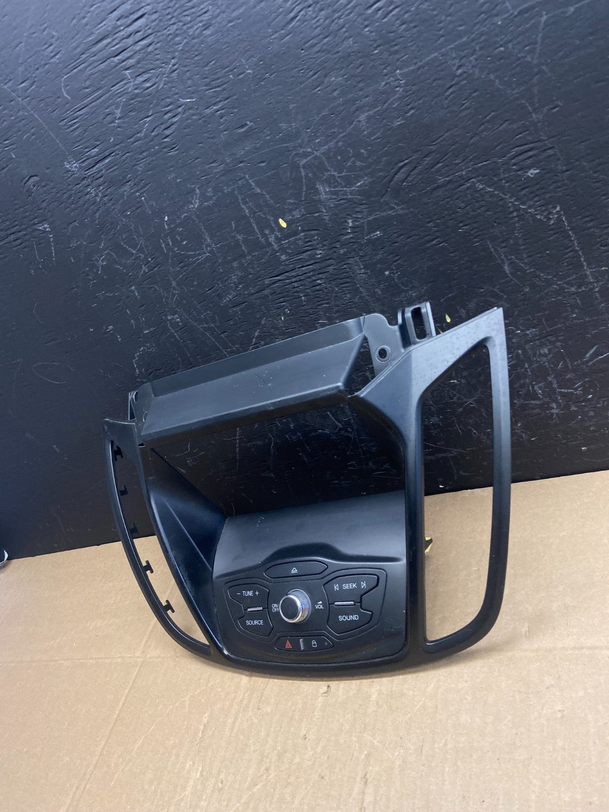 2013 2014 2015 2016 Ford Escape Dash Radio Control Panel Bezel AB9411 DG1