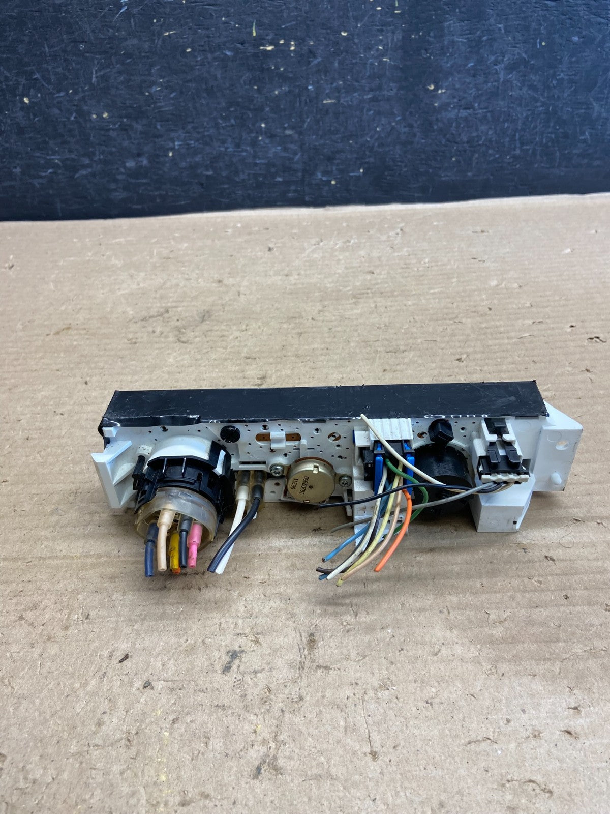 2001 - 2007 GMC Chevrolet Express 1500 Climate Control A/C AH3828 DG3