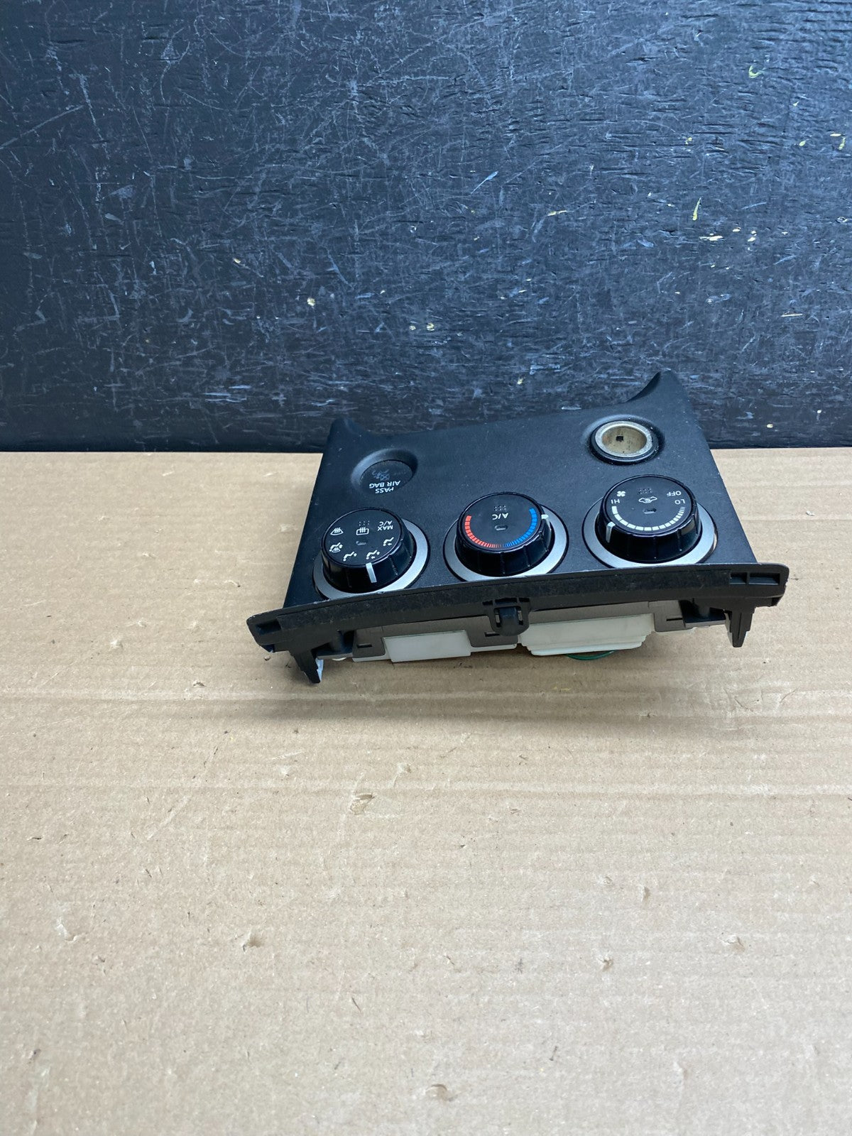 2011 to 2015 Nissan Rogue Heater Temperature AC Climate Control AG0066 DG3