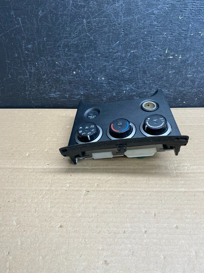 2011 to 2015 Nissan Rogue Heater Temperature AC Climate Control AG0066 DG3