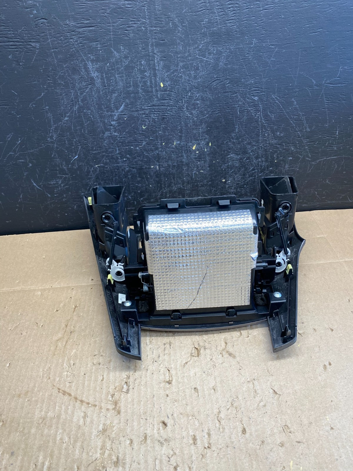 2010-2014 Subaru Legacy Outback Vent Radio Panel Trim Bezel AC9216 DG4