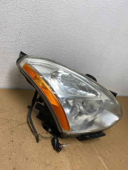 2009-2013 Nissan Rogue Right Passenger Halogen Headlight AC8662 DW2