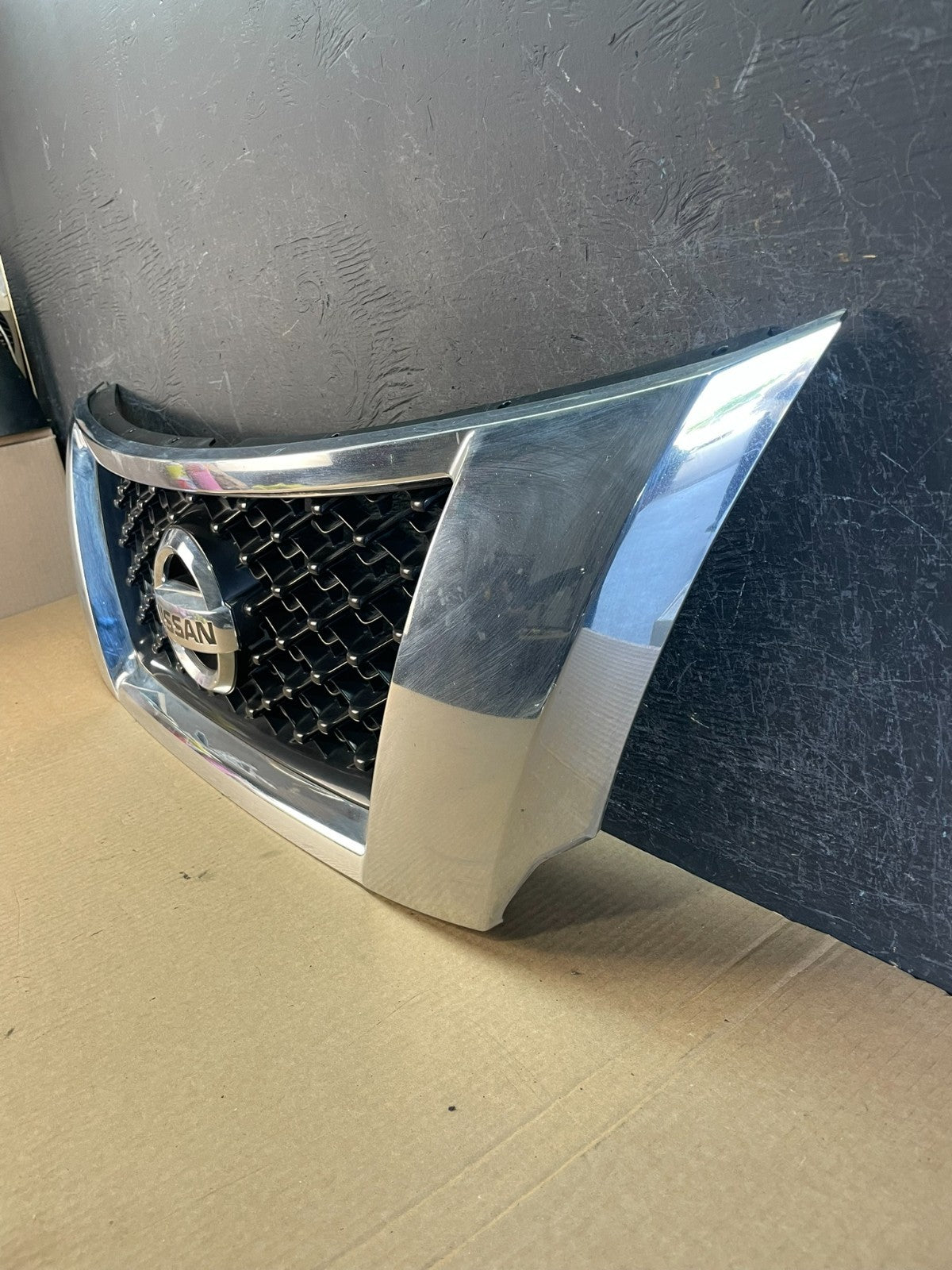 2013 - 2016 Nissan Pathfinder Front Upper Chrome Grill Grille AF3725 DG1